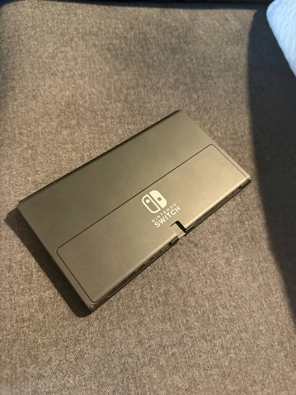 Nintendo Switch OLED Console with White Joy‑Con and White Dock 64 GB